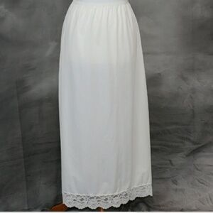 Vintage Opalaire white maxi slip L